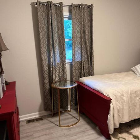 Loners Loft Private Rooms 헌츠빌 외부 사진